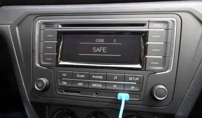 Bisel Radio Volkswagen universal - Imagen 4